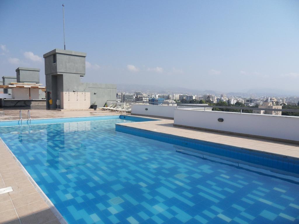 Eden Beach Apartment 611 Limassol Rum bild
