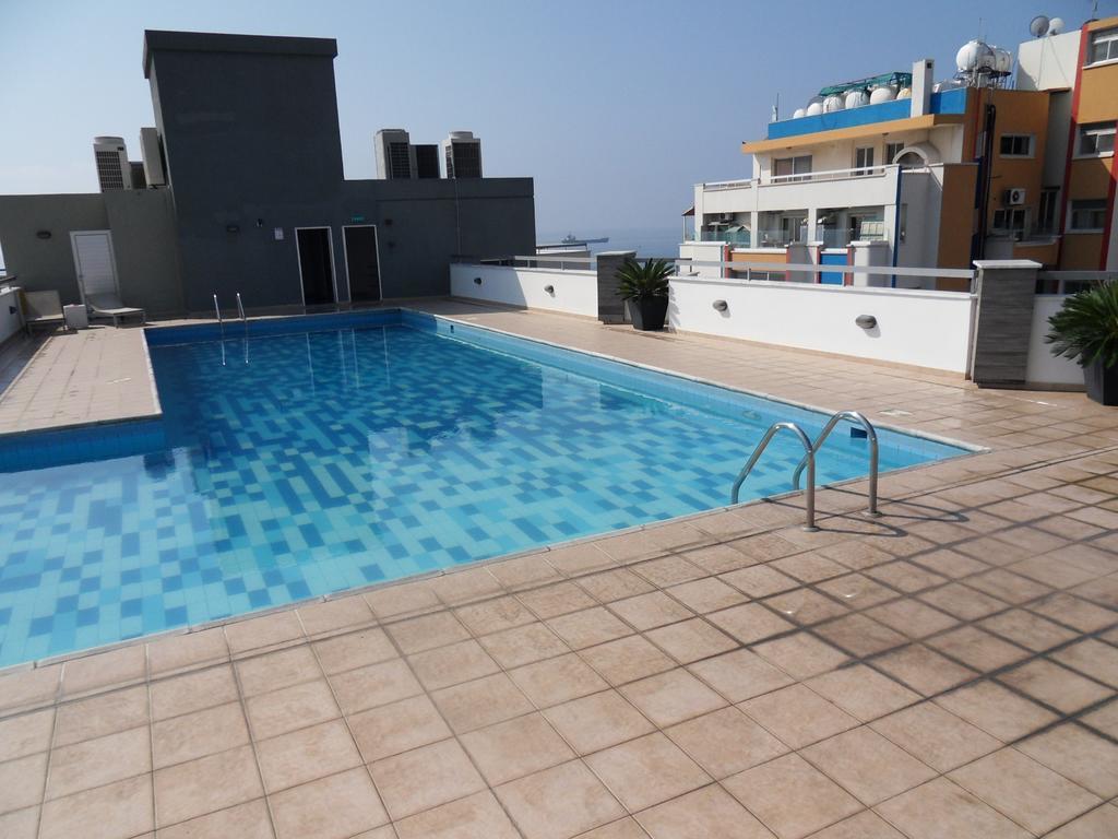 Eden Beach Apartment 611 Limassol Rum bild