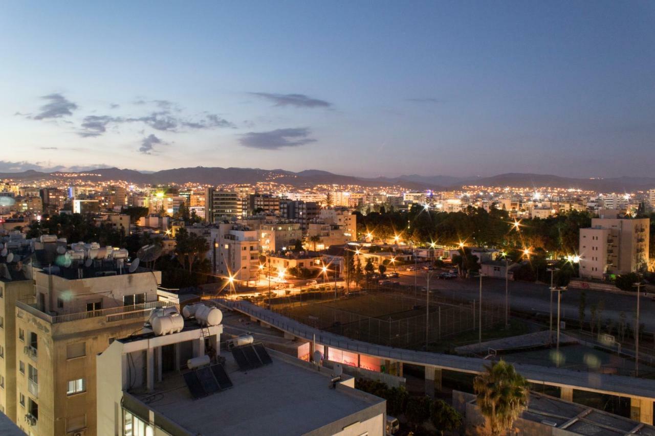 Eden Beach Apartment 611 Limassol Exteriör bild